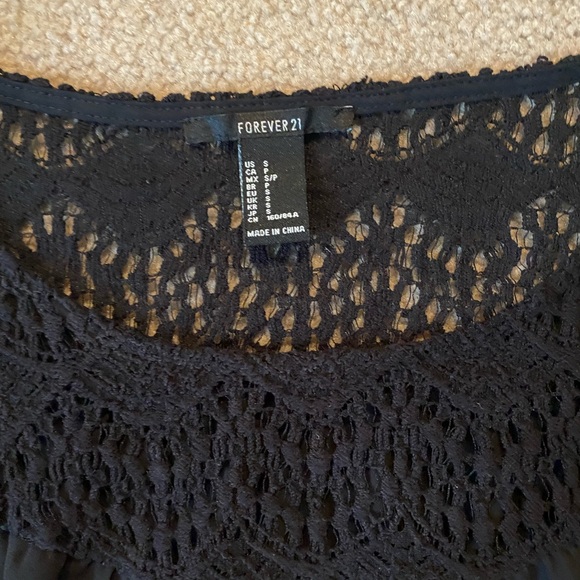 Forever 21 nice top - Picture 2 of 4